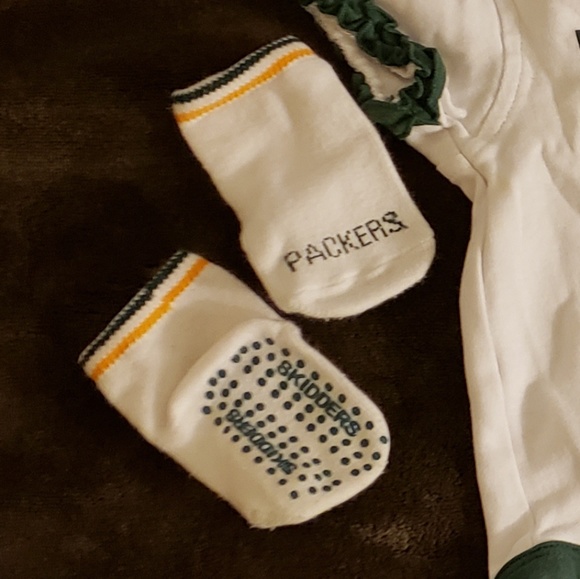 Green Bay Packets baby girl outfit - Picture 4 of 4